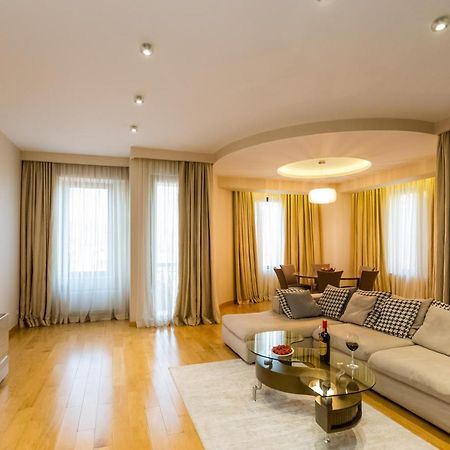 Luxury Landing Apartment Tbilisi ภายนอก รูปภาพ