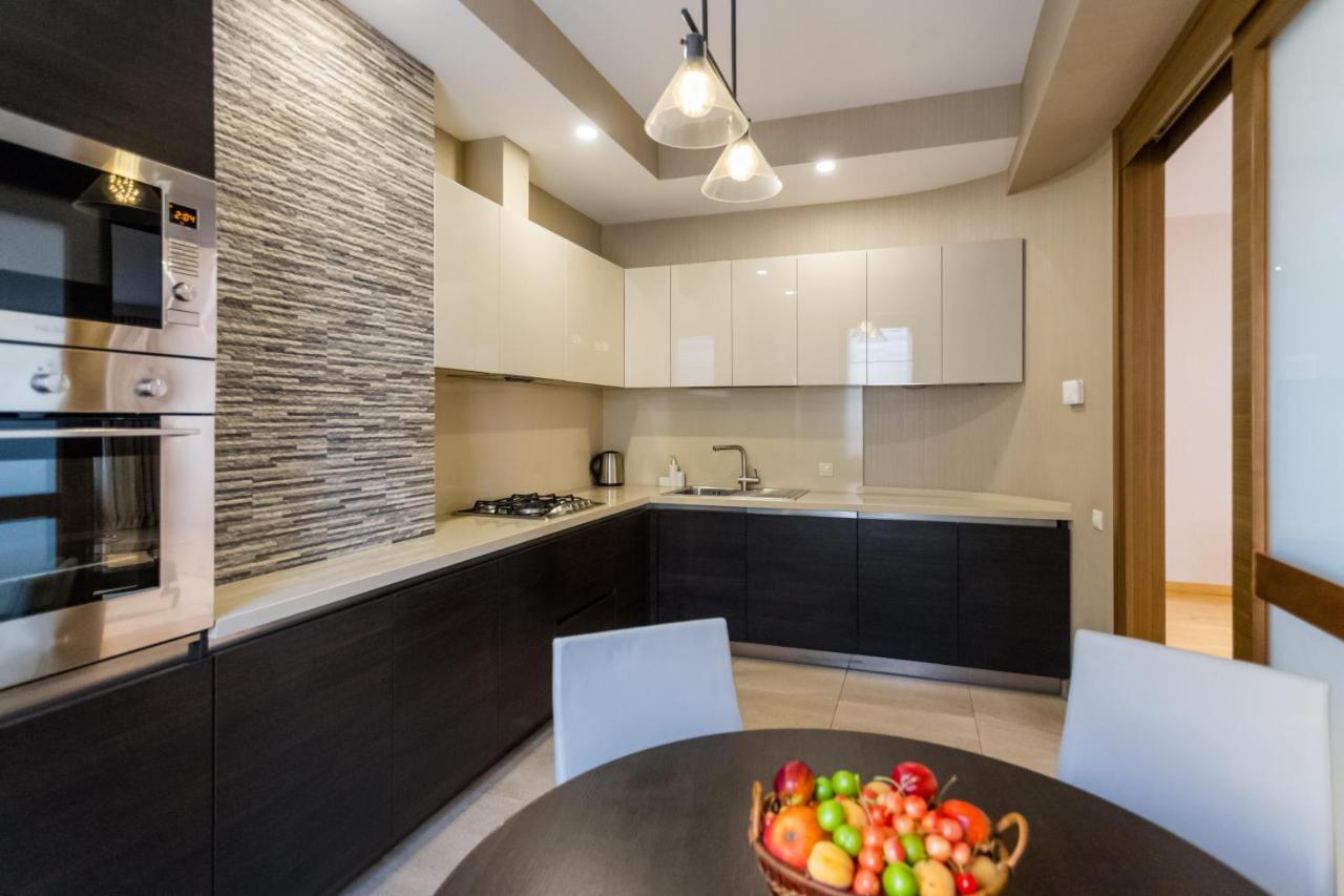 Luxury Landing Apartment Tbilisi ภายนอก รูปภาพ